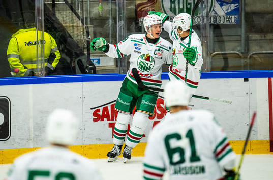 Rögles Anton Bengtsson jublar