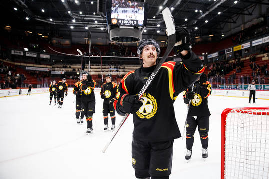 Brynäs Hannes Björninen jublar