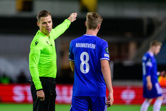 Urs Schnyder, referee
