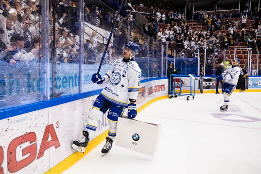 Leksands Jon Knuts jubel eftyer seger 3-2