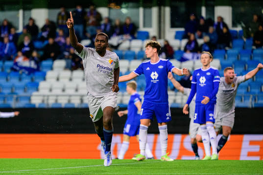 Joel Asoro of Djurgården celebrates