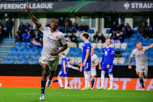 Joel Asoro of Djurgården celebrates