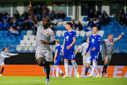 Joel Asoro of Djurgården celebrates
