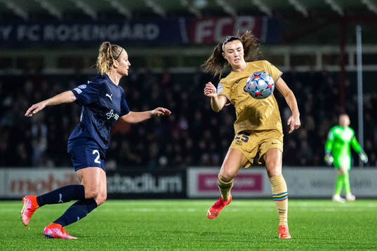 Karin Lundin of FC Rosengård and Ingrid Syrstad Engen of