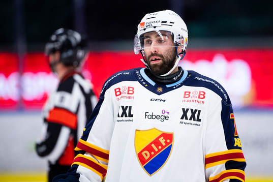 Djurgårdens Johan Alm deppar