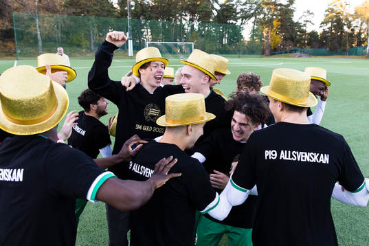 Hammarbys spelare firar SM-guldet