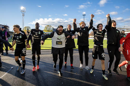 Västerås SKs spelarna jublar