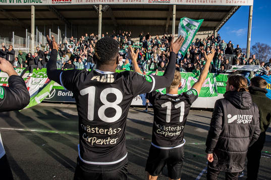 Västerås SKs spelarna jublar