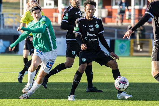 Brages Douglas Karlberg och Västerås SKs Alex Douglas