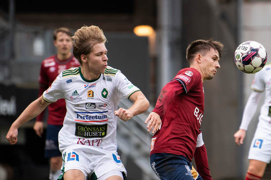 Skövde AIKs Samuel Sörman och Örgrytes Daniel Paulson