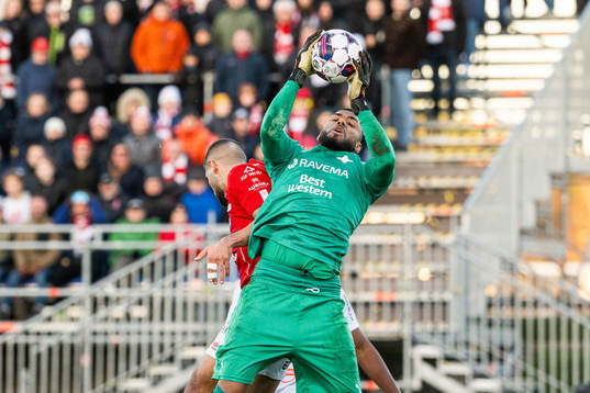 Degerfors Omar Faraj och Värnamos Jonathan Ursin Rasheed