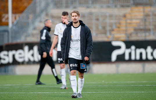 Örebros Daniel Björnkvist deppar