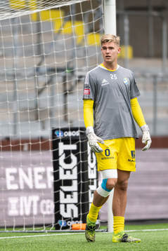 Östers målvakt Mathias Nilsson