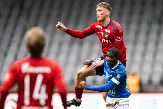Östers John Stenberg och Norrbys Jaheem Burke