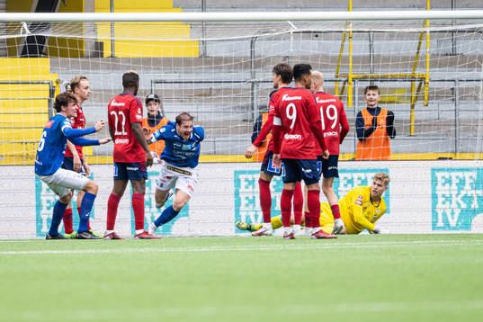 Norrbys Nicklas Savolainen jublar