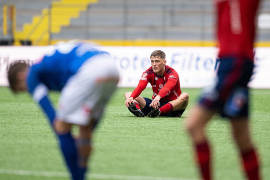 Östers Emil Engqvist  deppar