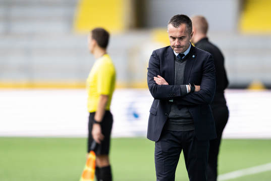 Östers tränare Srdjan Tufegdzic deppar