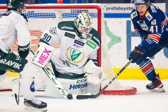 Färjestads målvakt Matthew Tomkins och Växjös Ludvig