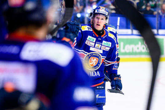 Växjös Hugo Gustafsson jublar