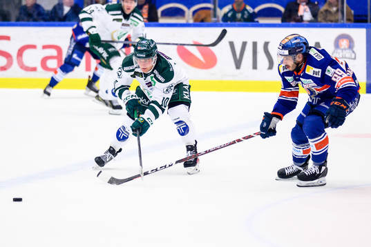 Färjestads Marcus Nilsson och Växjös Jayden Halbgewachs