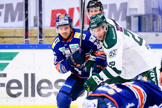Växjös Manuel Ågren och Färjestads Per Åslund