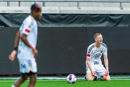 Östersunds Malcolm Stolt deppar