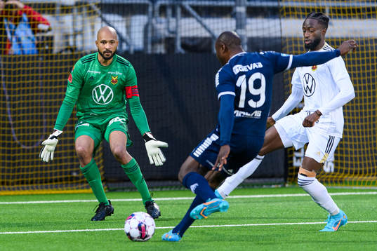Östersunds målvakt Aly Keita