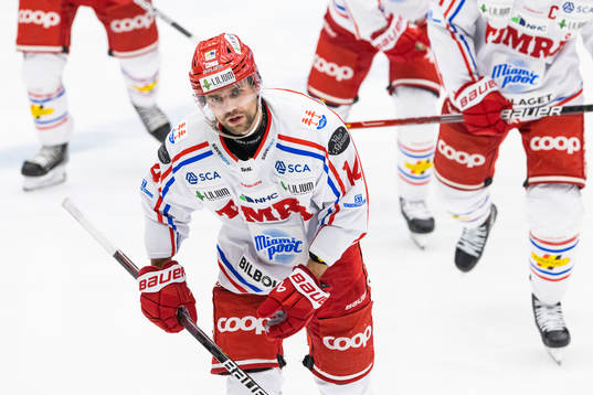Timrås Emil Pettersson jublar
