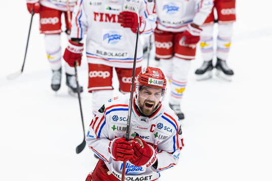 Timrås Anton Lander jublar