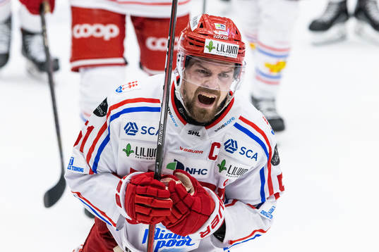Timrås Anton Lander jublar