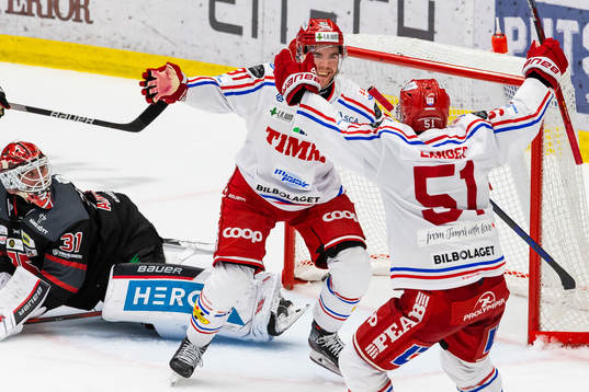 Timrås Magnus Pääjärvi jublar