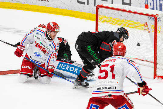 Timrås Magnus Pääjärvi gör 2-3