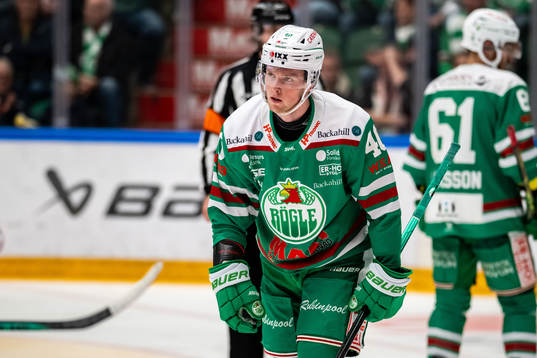 Rögles Oskar Stål-Lyrenäs  deppar