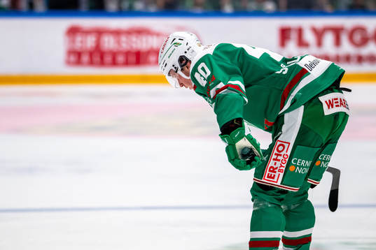 Rögles Oskar Stål-Lyrenäs  deppar