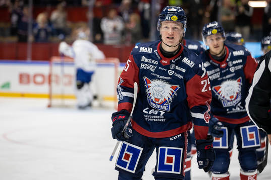 Linköpings Filip Bystedt jublar