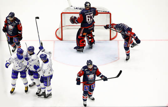 Leksands spelare jublar
