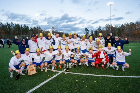 Simrishamns spelare jublar