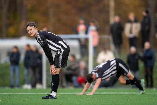 Högsbys Isak Friman och Noah Ekberg deppar