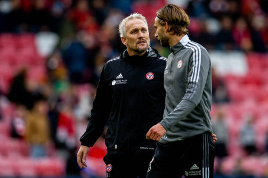 Jørgen Isnes, head coach of KFUM, and Jørgen Paulov Hammer