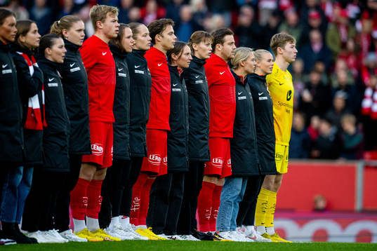 Aune Selland Heggebø, goalkeeper Aurora Mikalsen, Felix