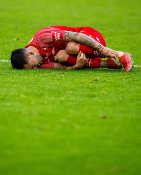 Niklas Castro of Brann in pain