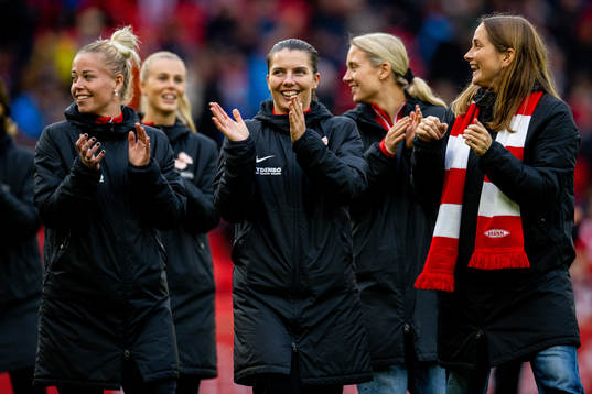 Cecilie Redisch Kvamme and Ingrid Ryland of Brann at