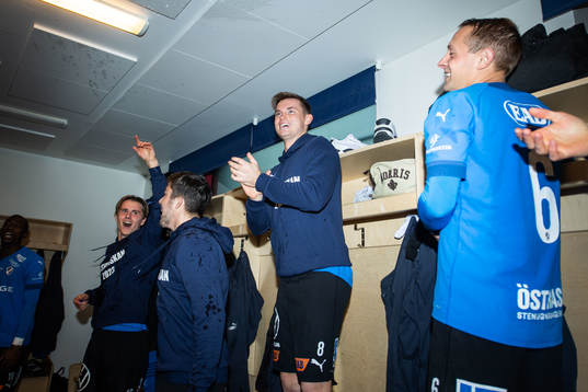 Halmstads Jonathan Svedberg jublar