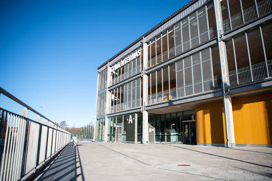 Exteriör vy av Studenternas IP