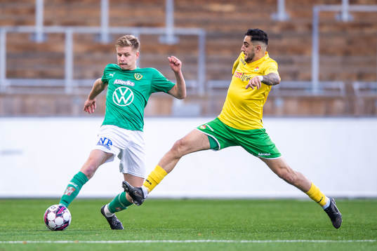 Jönköpings Södras Arvid Eriksson och Dalkurds Marwan Baze