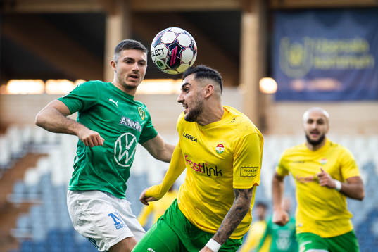 Dalkurds Marwan Baze och Jönköpings Södras Marko Nikolic