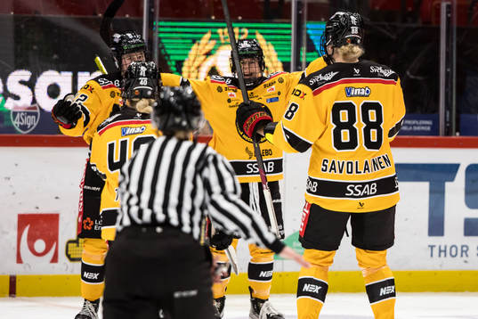 Luleås Viivi Vainikka jubel