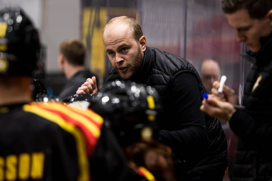 Brynäs tränare Filip Eriksson