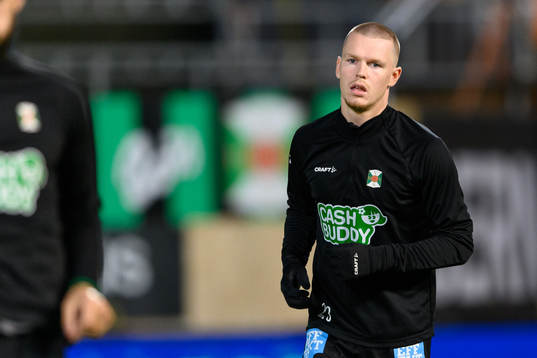 Varbergs Anton Liljenbäck före fotbollsmatchen i