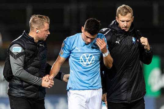 Malmö FFs Dennis Hadzikadunic kliver av skadad
